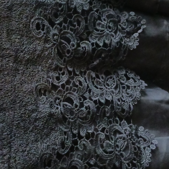 Womans Blouse Top M. Black Dressy - Picture 7 of 7